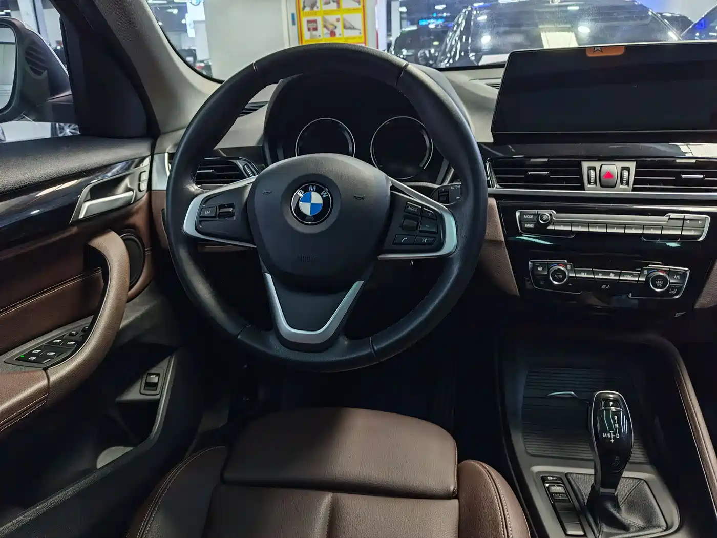 BMW X1 2020 sDrive25Li Leading Model фото 17