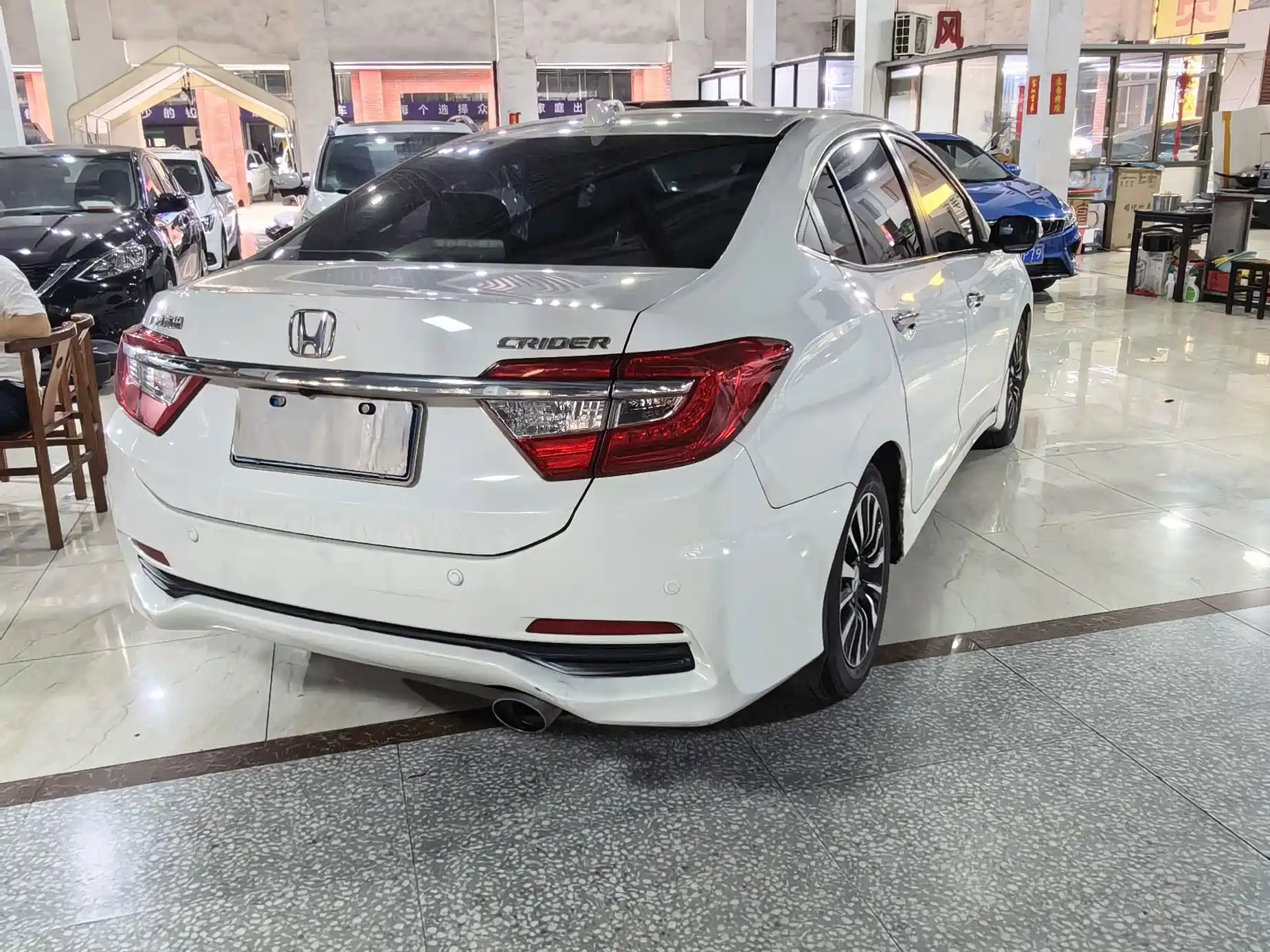 Photo 5 - Honda Crider