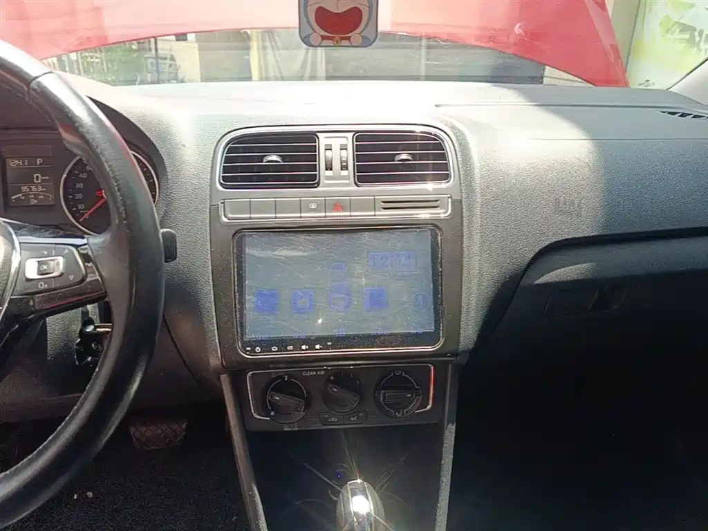 Volkswagen Polo 2016 1.6L Automatic Comfort фото 13