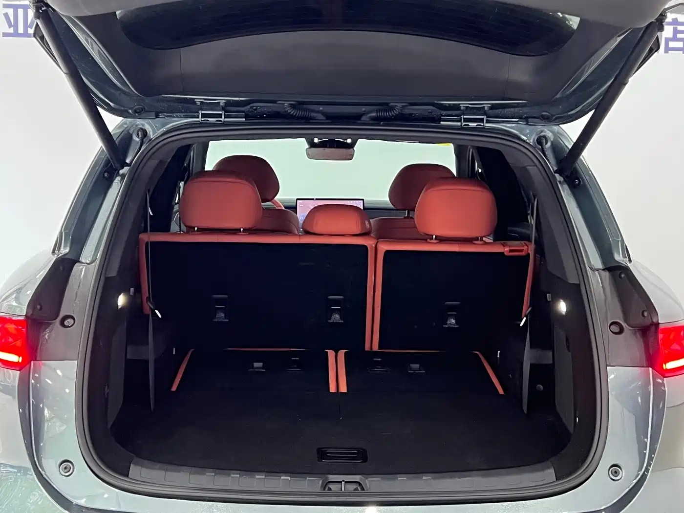 BYD Tang L 2025 DM 175KM Drone Player Edition фото 8