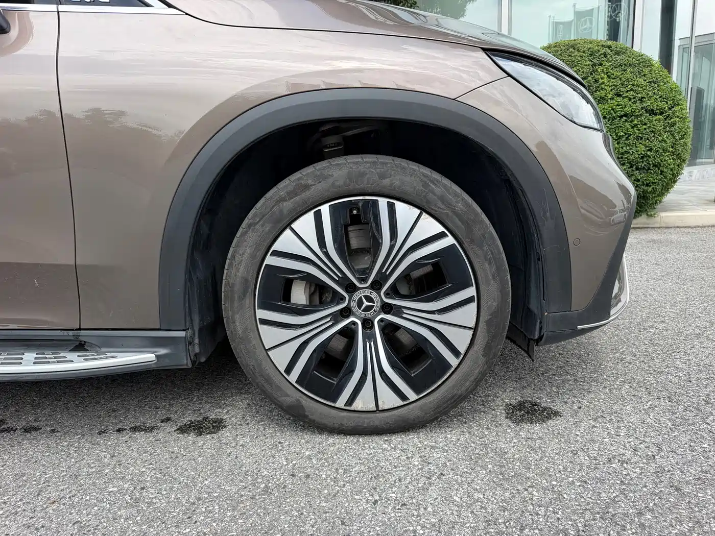Фото 10 - Mercedes-Benz EQE SUV