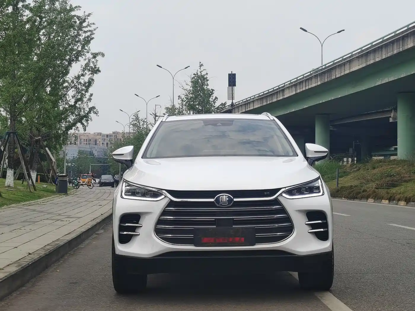 BYD Tang New Energy 2018 DM 2.0T AWD Smart Connection Enjoy Edition 7-Seater China V фото 2