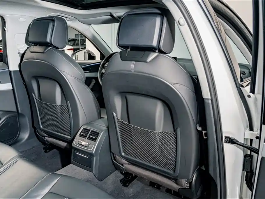 Audi A4L 2022 40 TFSI Luxury Dynamic фото 20