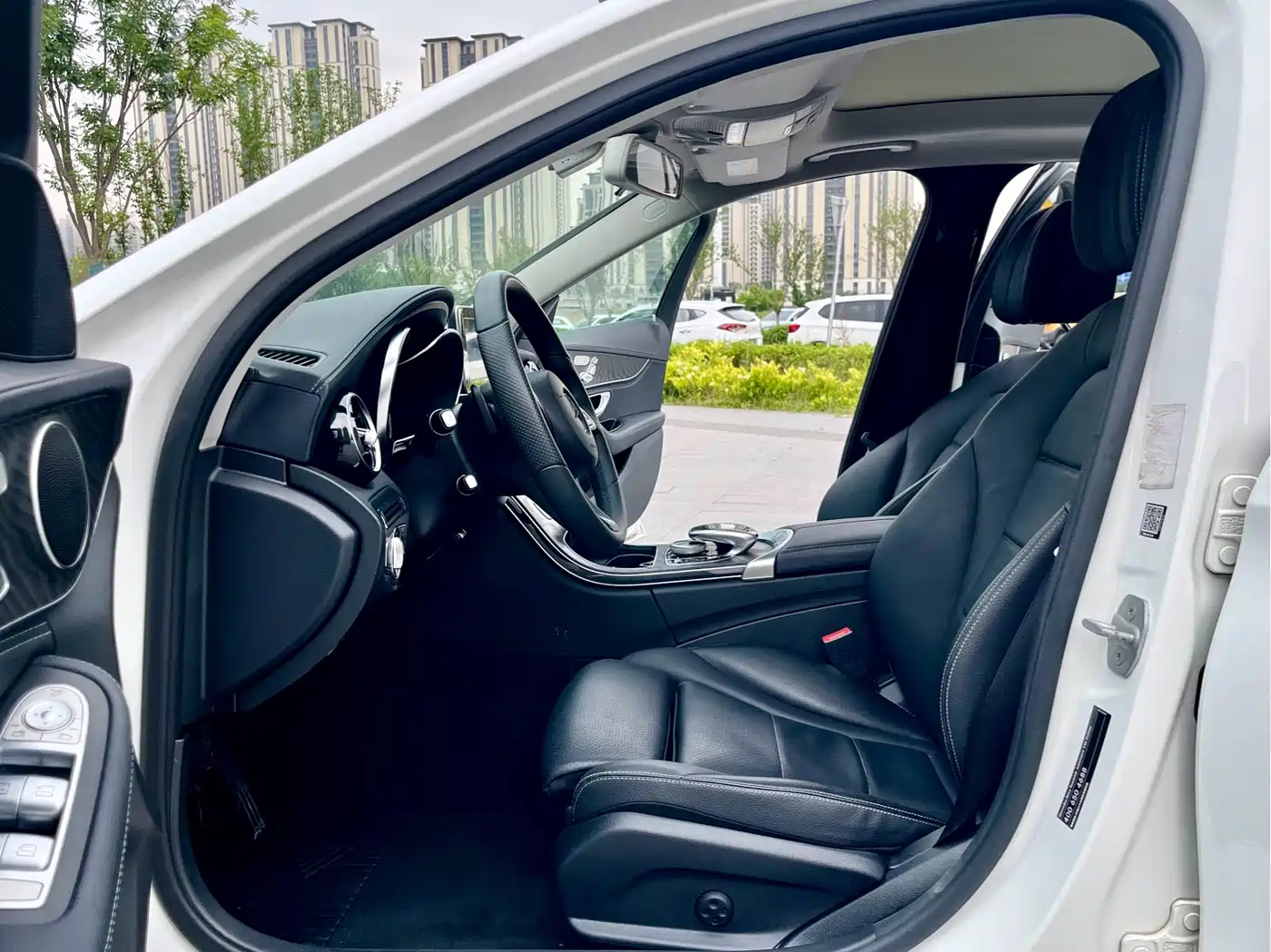 Mercedes-Benz C-Class 2016 C 200 L Sport фото 8