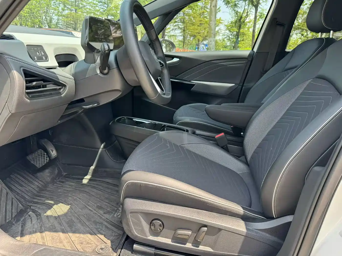 Volkswagen ID.3 2025 Smart Outstanding Edition фото 5