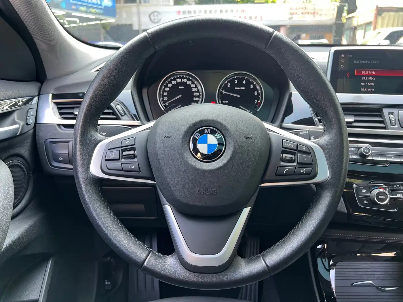 BMW X2 2020 sDrive20i M Off-Road Package фото 10
