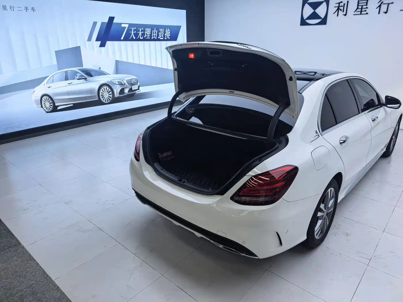 Mercedes-Benz C-Class 2018 C 200 L Sport Edition фото 17
