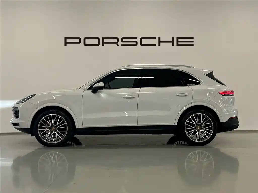 Porsche Cayenne 2019 Cayenne 3.0T фото 2