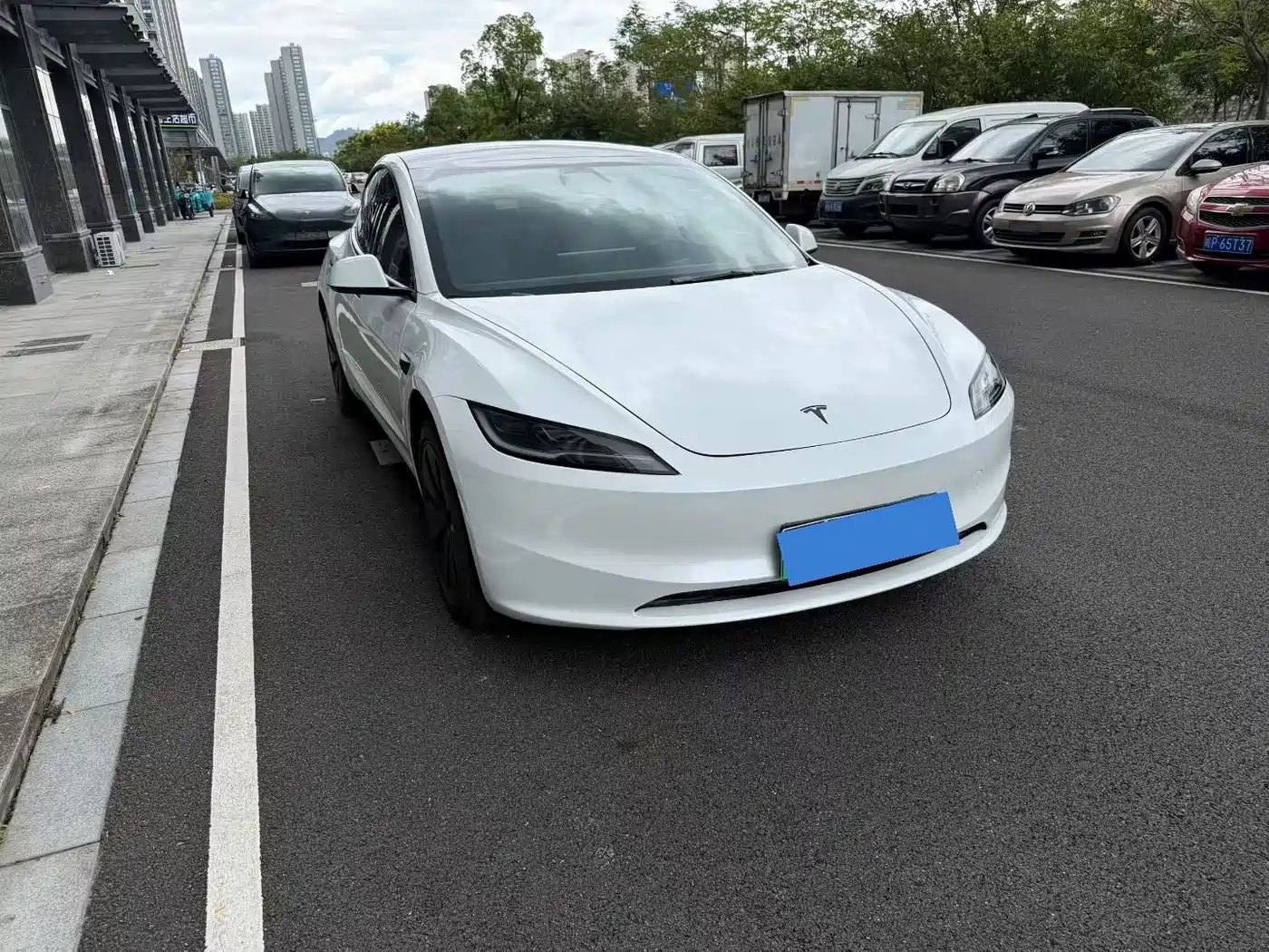 Tesla Model 3 2026 2025 Model Year Facelift Long Range Rear-Wheel Drive