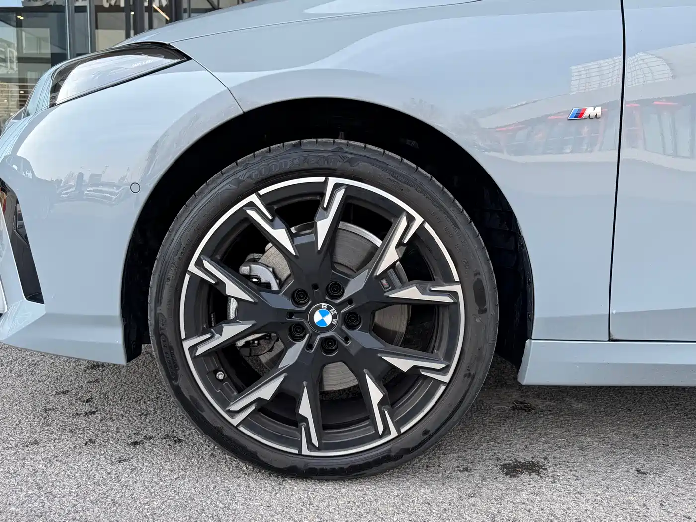 BMW 2 Series 2025 225L M Sport Moonlight Package фото 11
