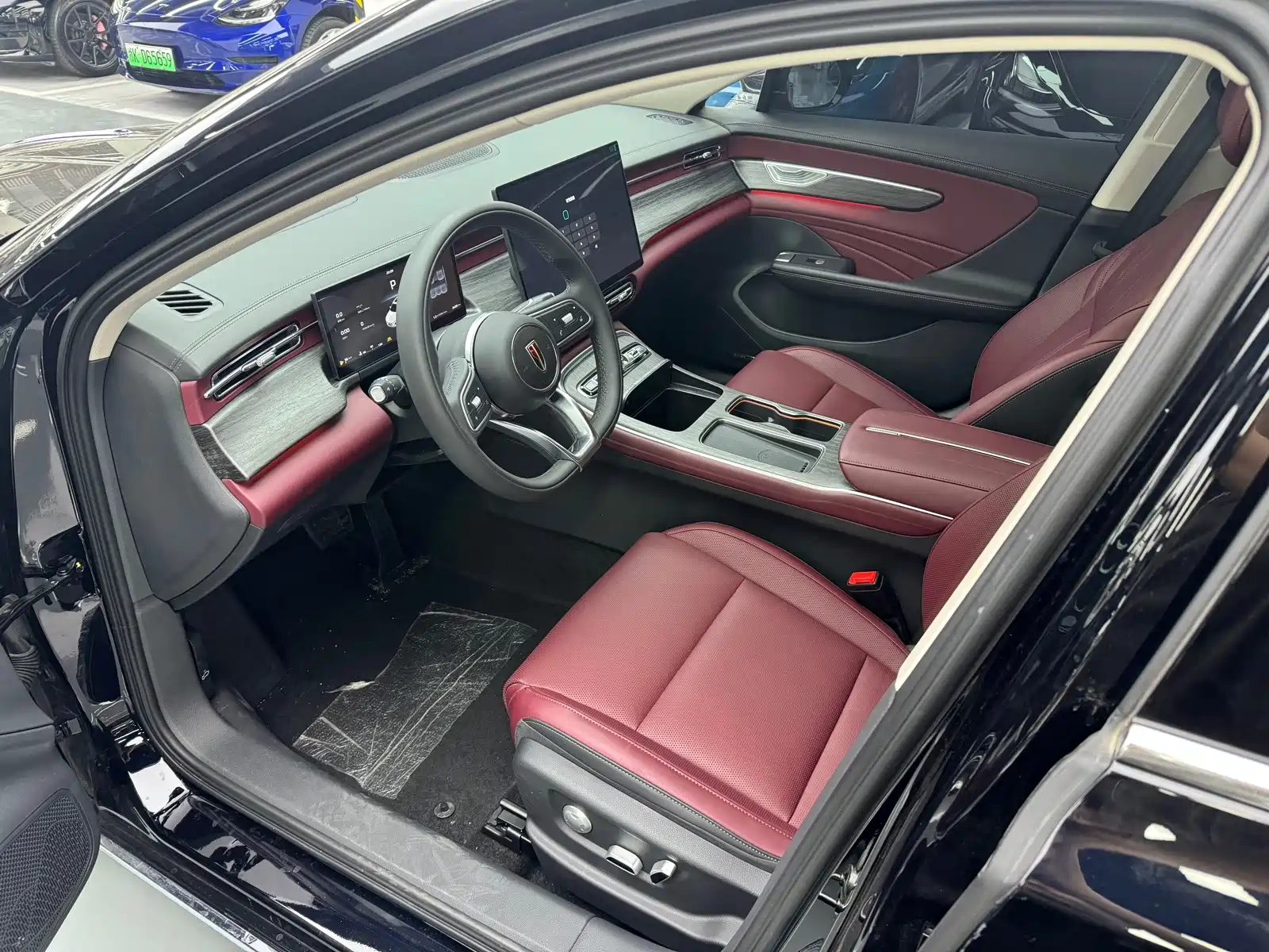Photo 5 - Hongqi H5