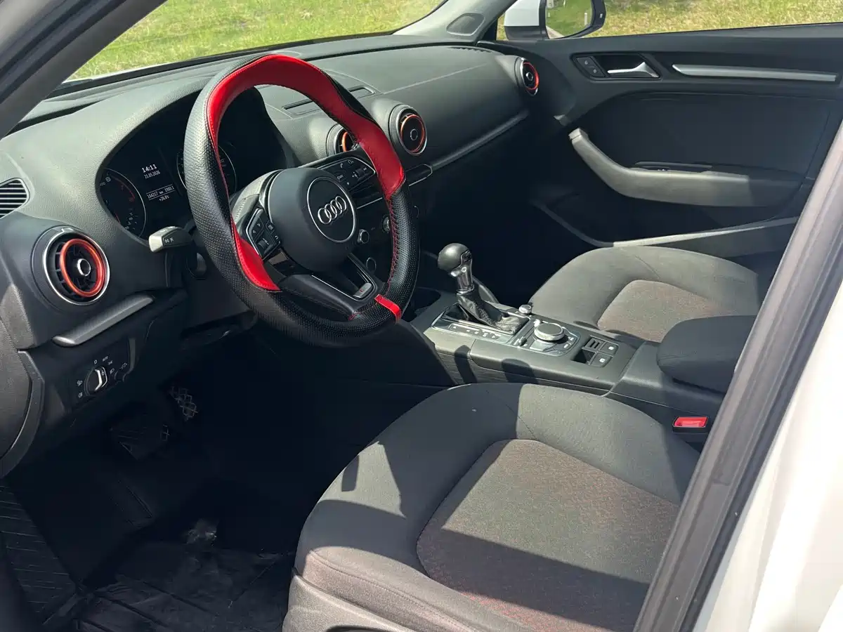 Audi A3 2019 Sportback 35 TFSI Progressive China VI фото 8