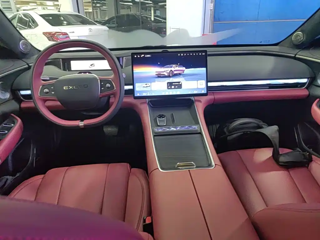 Exeed Exlantix ES 2025 2025 Range Extender Max Urban Assist