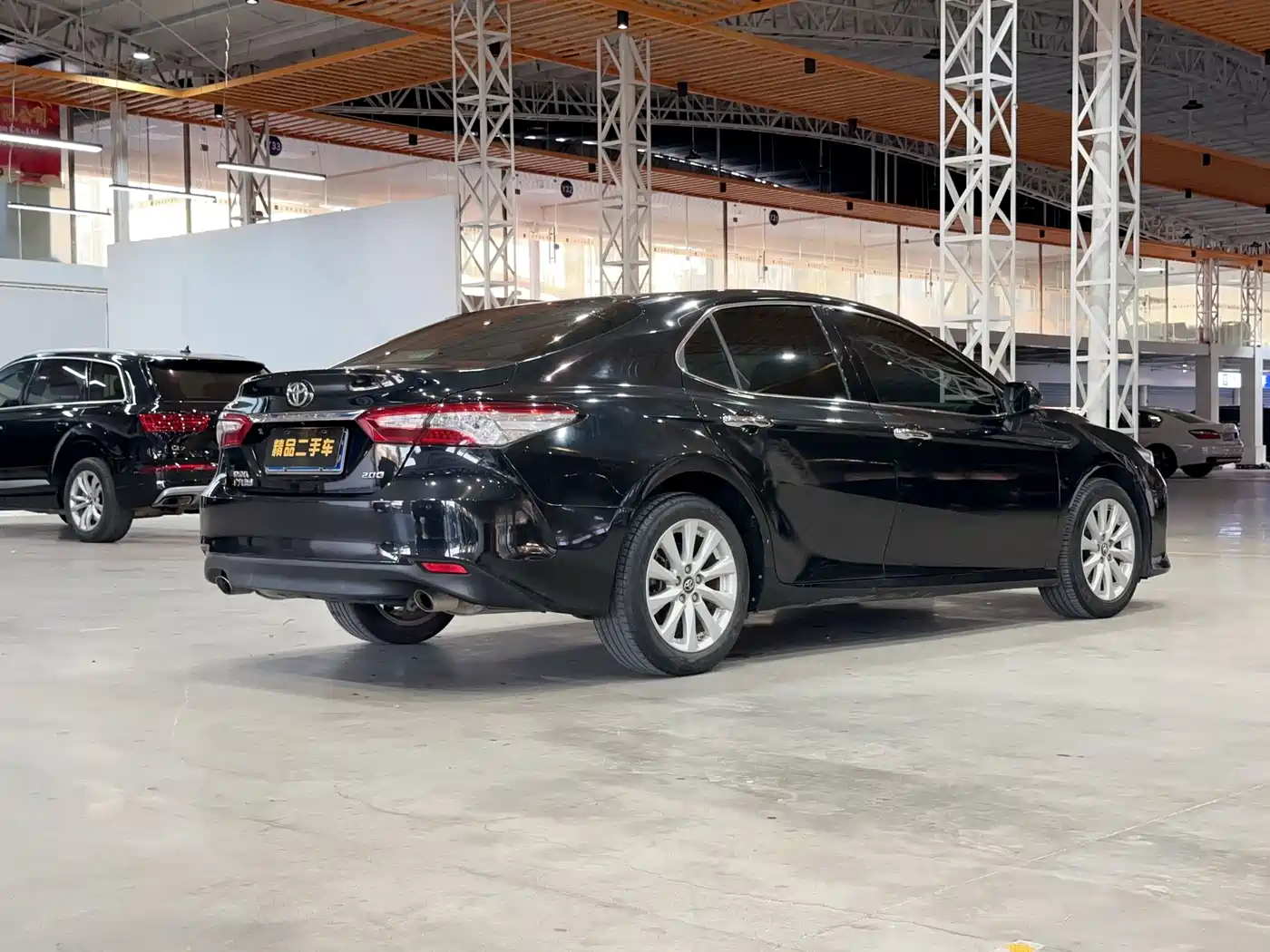 Toyota Camry 2018 2.0G Luxury Edition фото 7