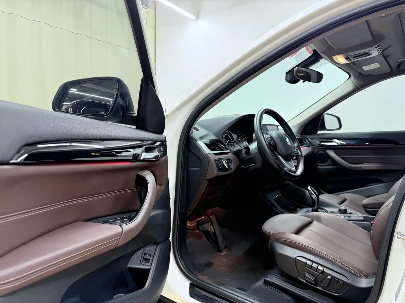 BMW X1 2020 sDrive20Li Fashion Model фото 16