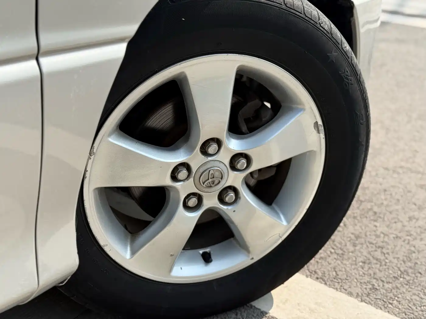 Toyota Previa 2004 2.4L AT фото 4