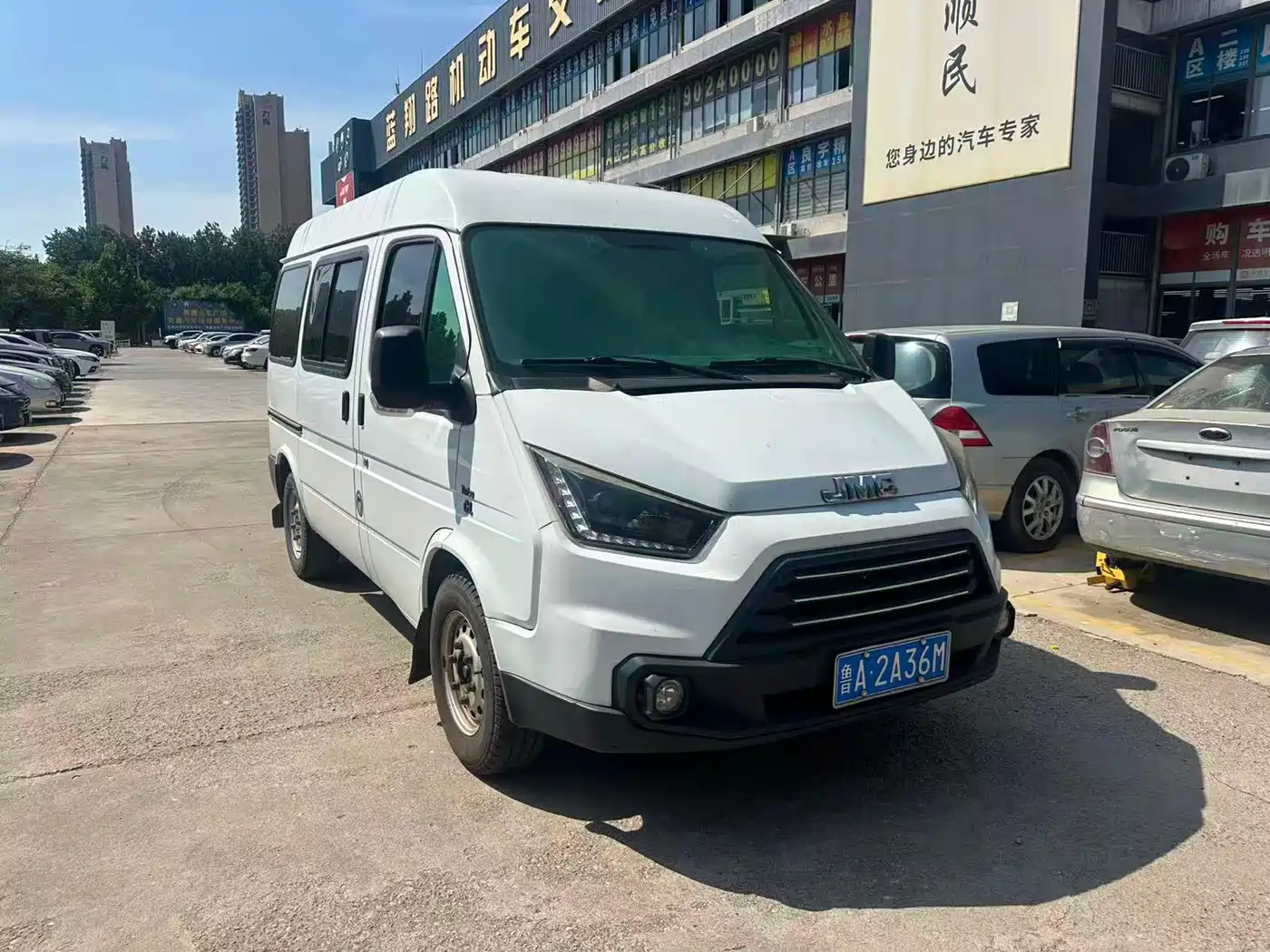 Jiangling Tesun 2019 2019 2.8T Commercial Long Wheelbase Medium Roof 7-Seater Single Rear Tire China VI JX493
