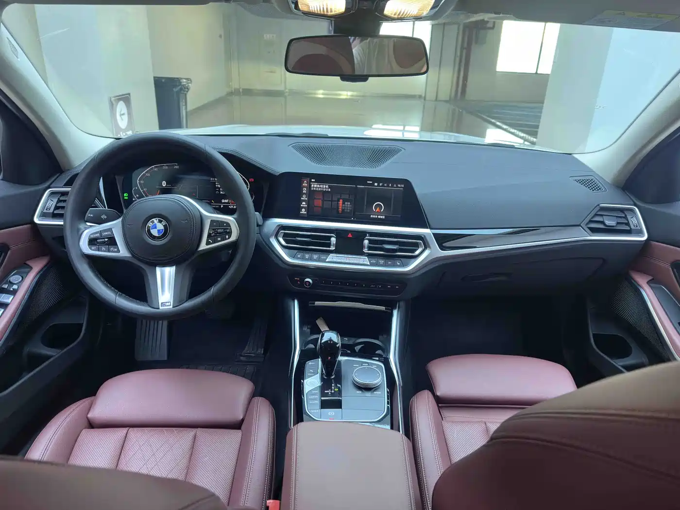 BMW 3 Series 2022 320Li M Sport Package фото 19