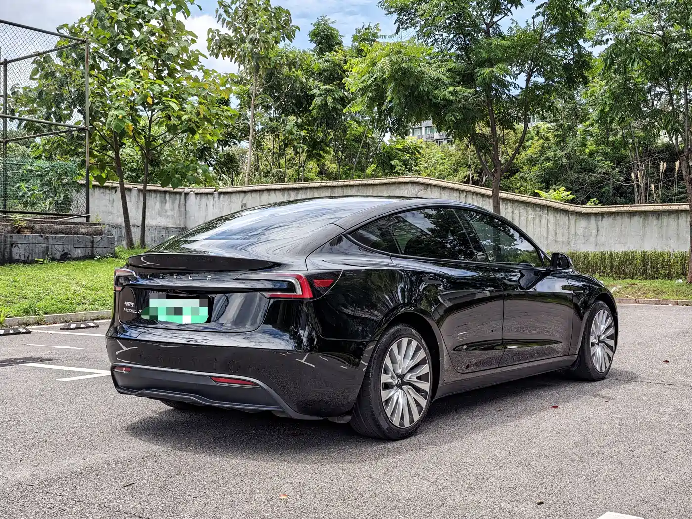 Photo 7 - Tesla Model 3