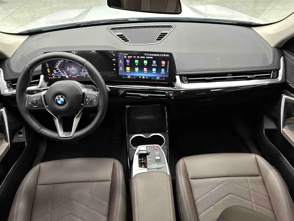 BMW X1 2023 sDrive20Li X Design Package фото 2