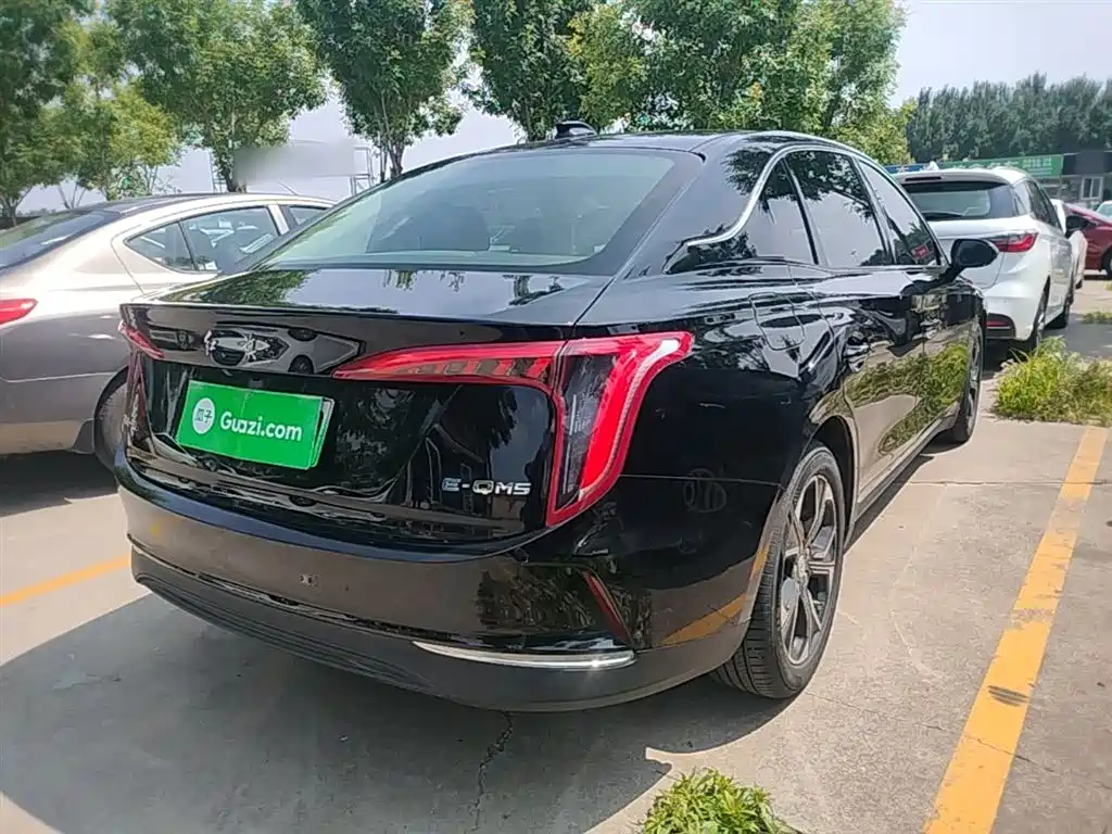 Hongqi E-QM5 2021 Charging T3 Version 5-seater фото 7