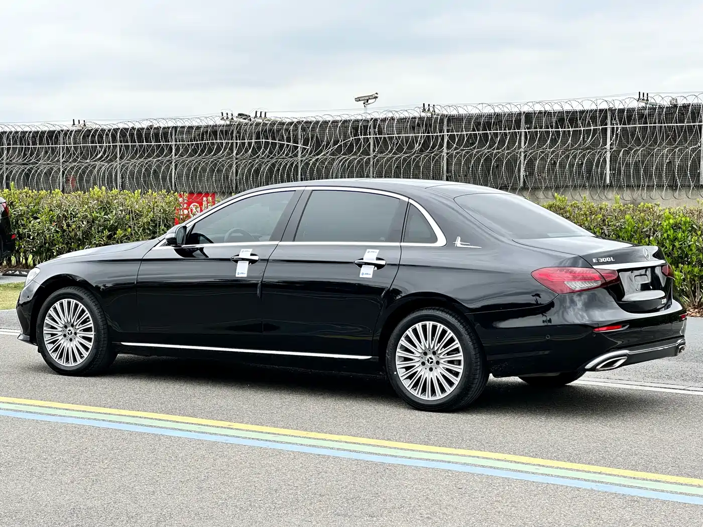 Mercedes-Benz E-Class 2023 E 300 L Luxury фото 5
