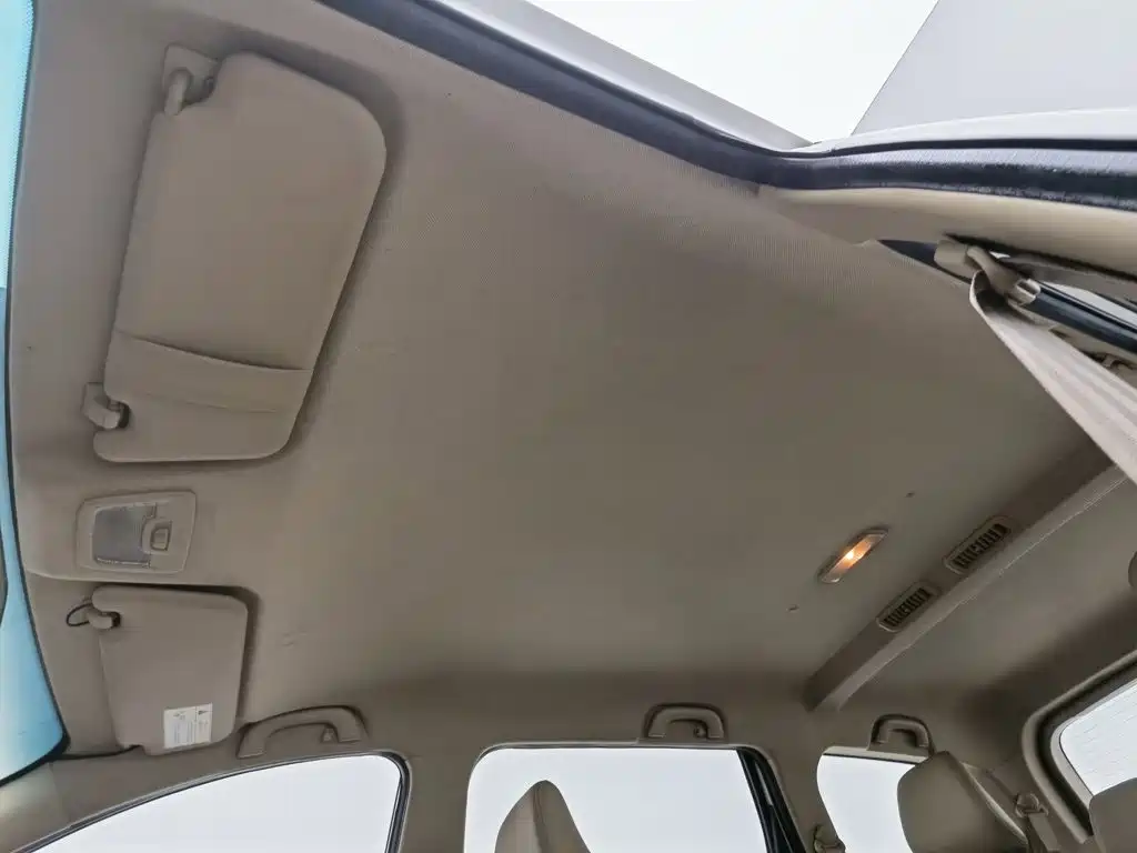 Photo 14 - Baojun 730