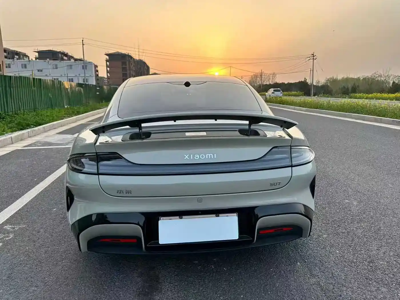 XIAOMI CAR XIAOMI SU7