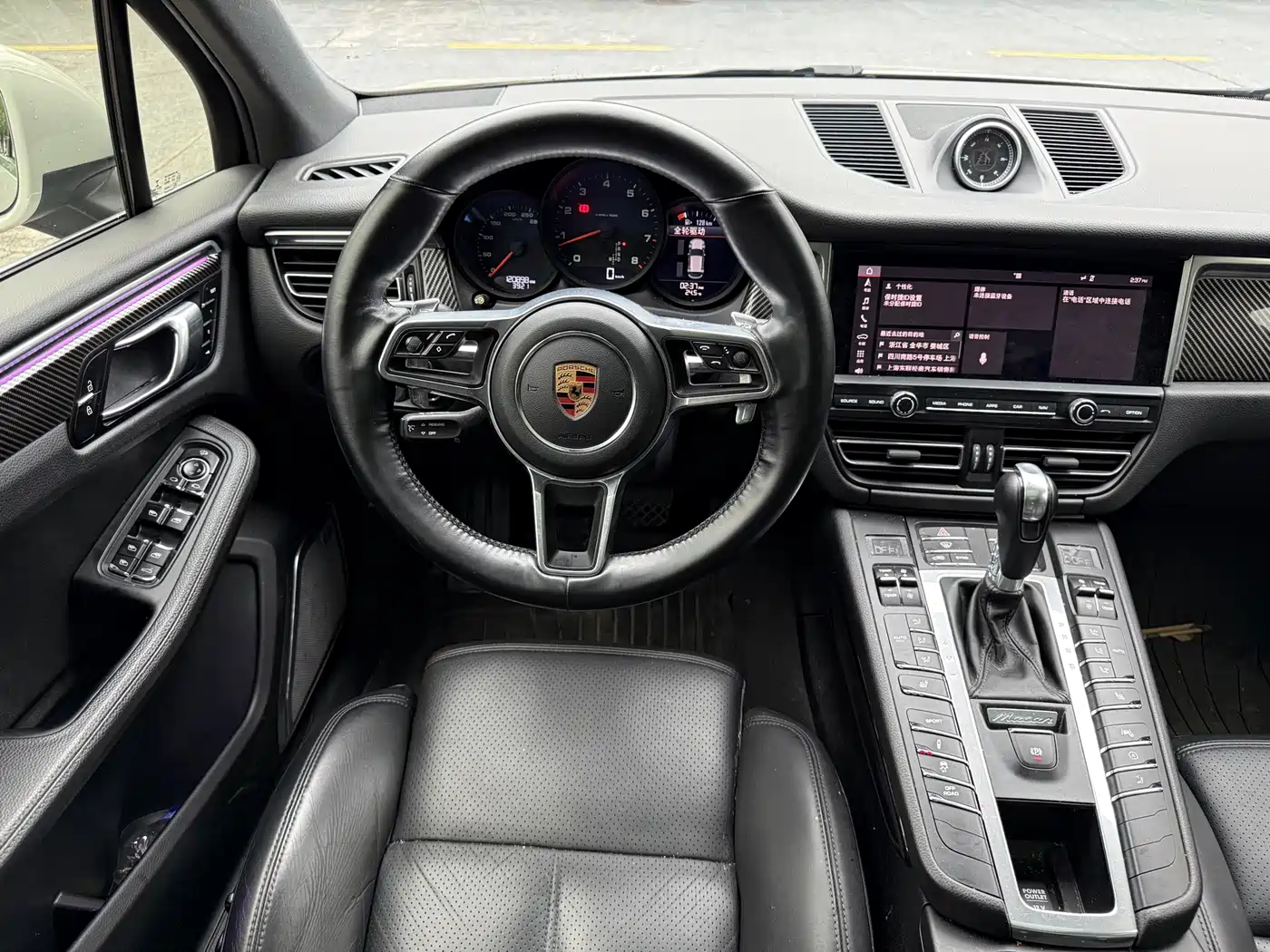 Porsche Macan 2018 Macan 2.0T фото 16