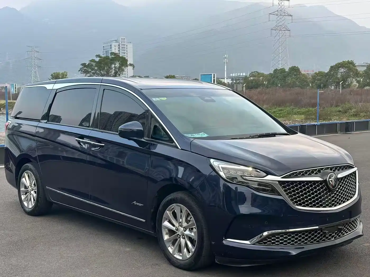 Фото 3 - Buick GL8