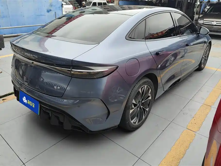 BYD Seal 2023 Champion Edition 550km Premium фото 3
