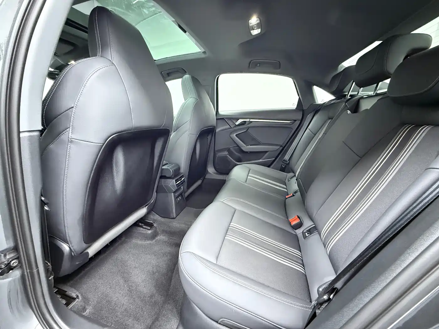 Audi A3 2023 A3L Limousine 35 TFSI Fashion Sport фото 8