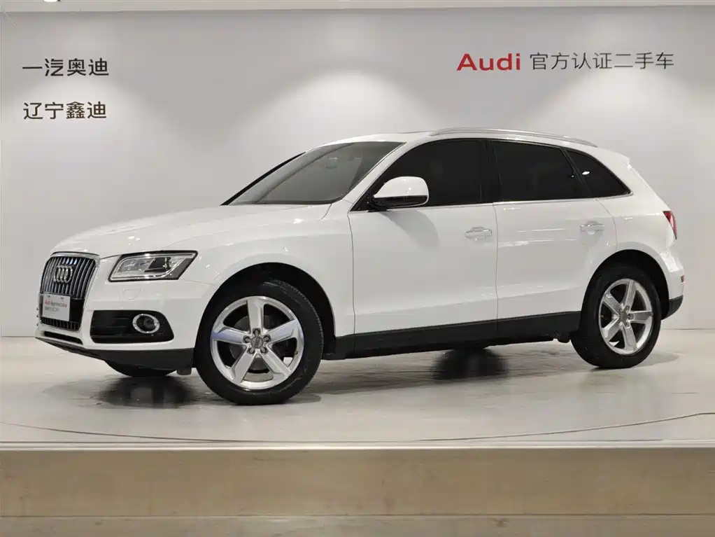 Audi Q5 2016 40 TFSI Progressive Model