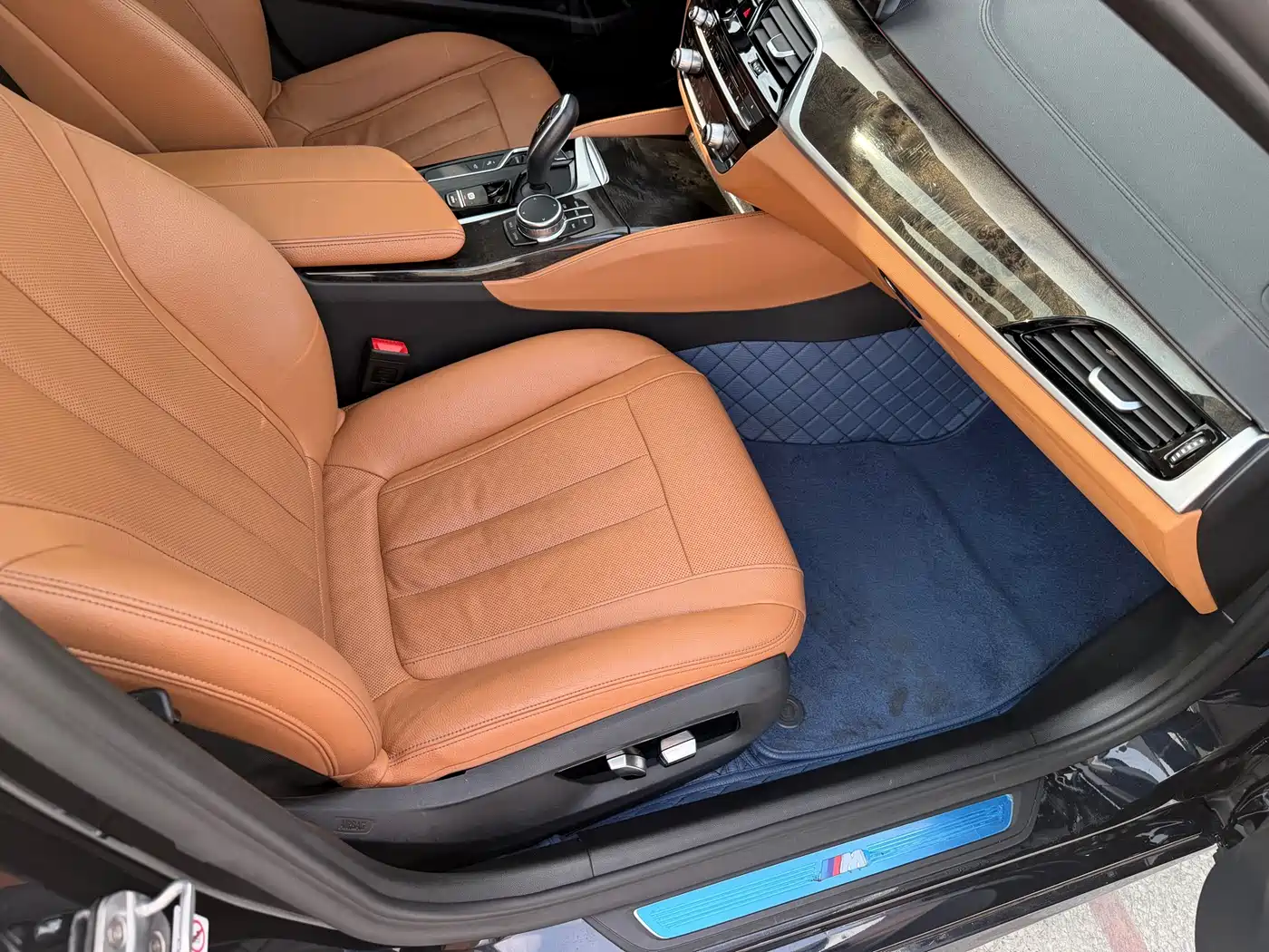 BMW 5 Series 2018 530Li Premium M Sport Package фото 16