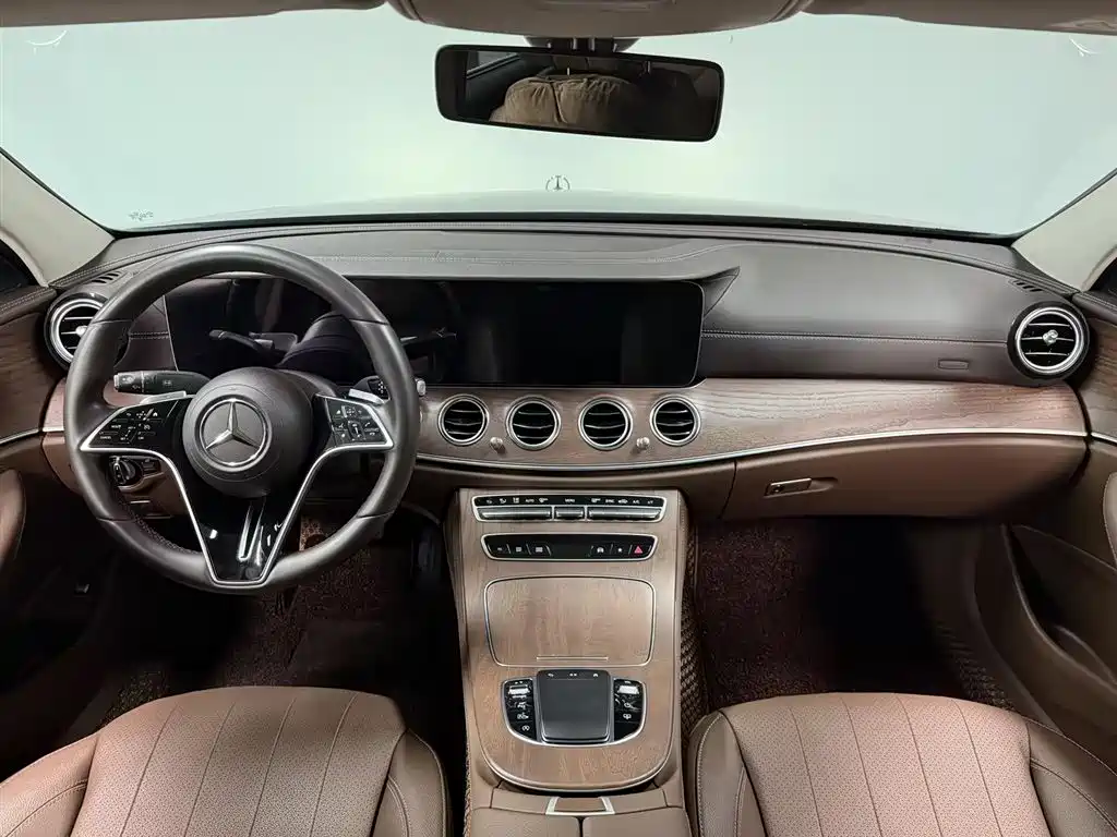Mercedes-Benz E-Class 2023 Facelift E 300 L Luxury фото 10