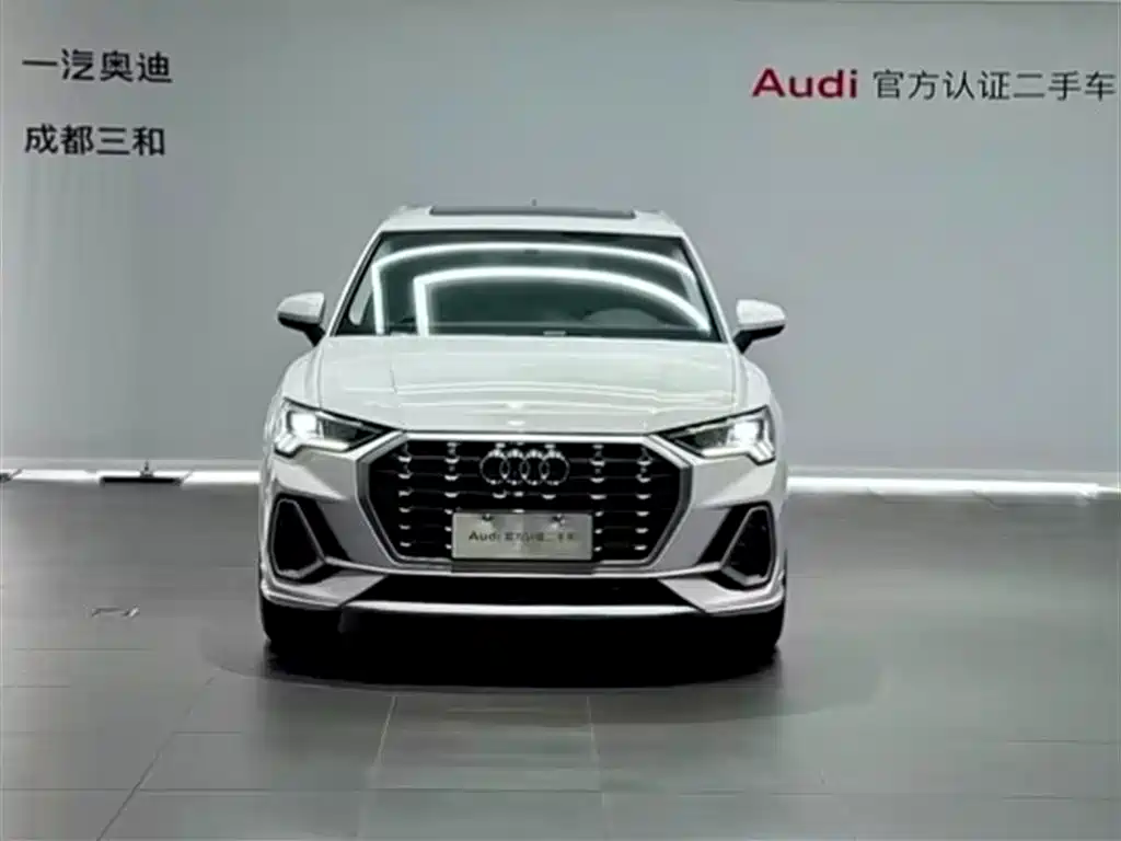 Фото 2 - Audi Q3