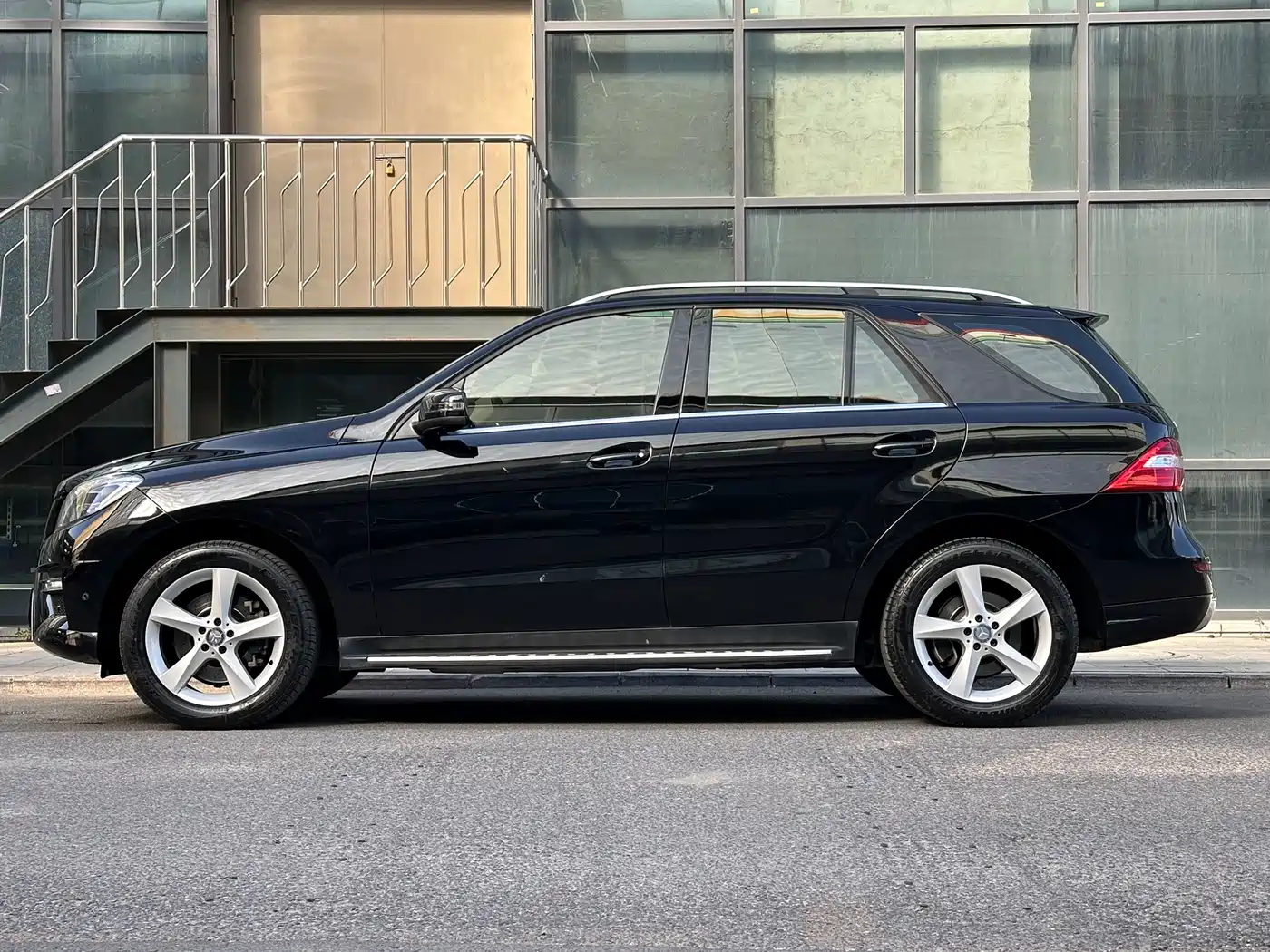 Mercedes-Benz M-Class 2015 ML 400 4MATIC Dynamic фото 3