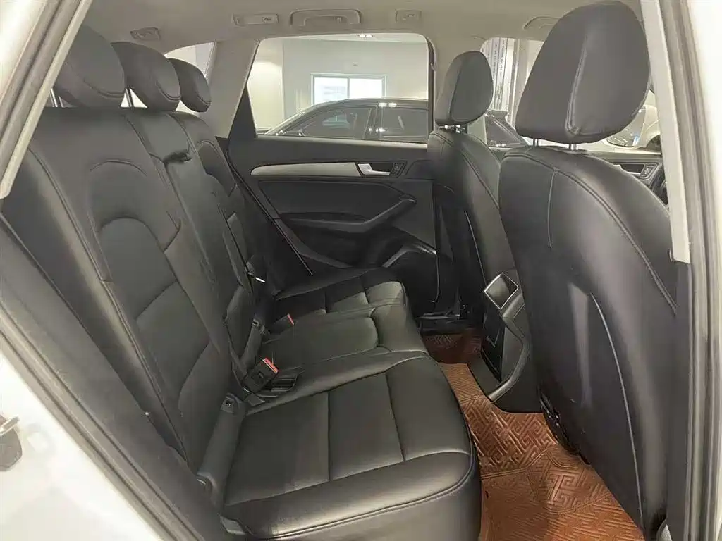Audi Q5 2016 40 TFSI Progressive Model фото 8