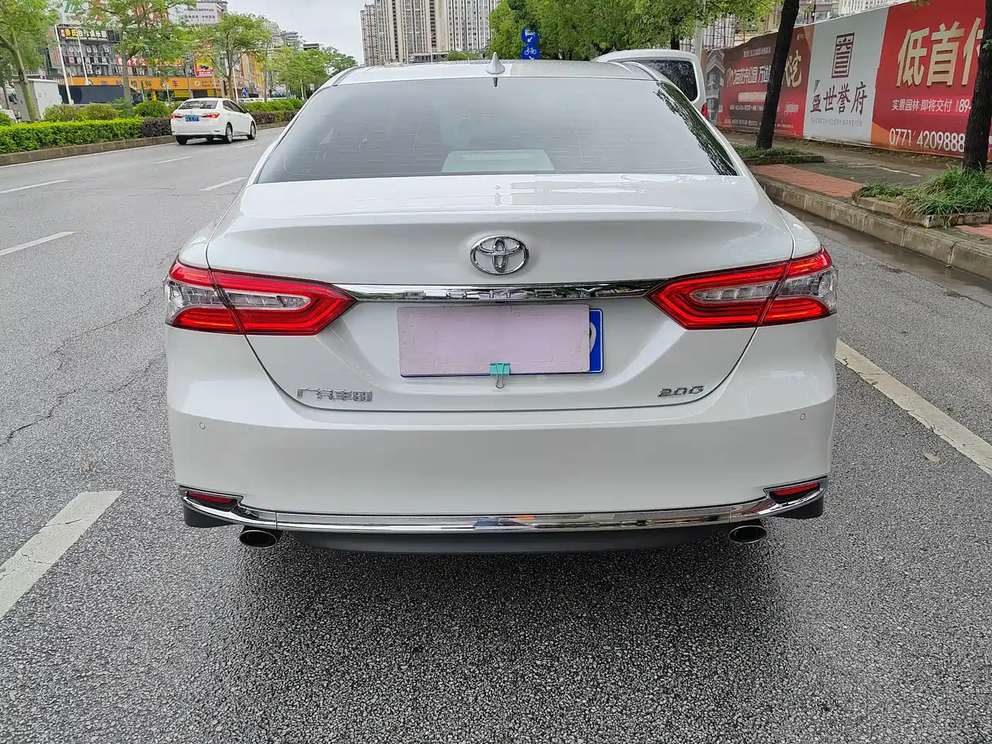 Toyota Camry 2023 2.0G Luxury Edition фото 3