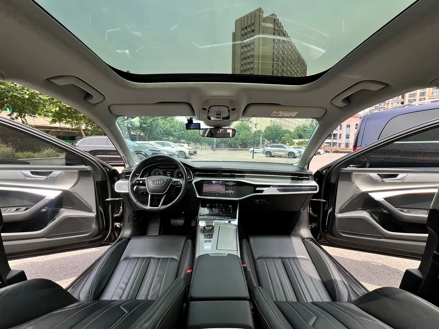 Audi A6L 2023 45 TFSI Premium Selection Dynamic фото 8