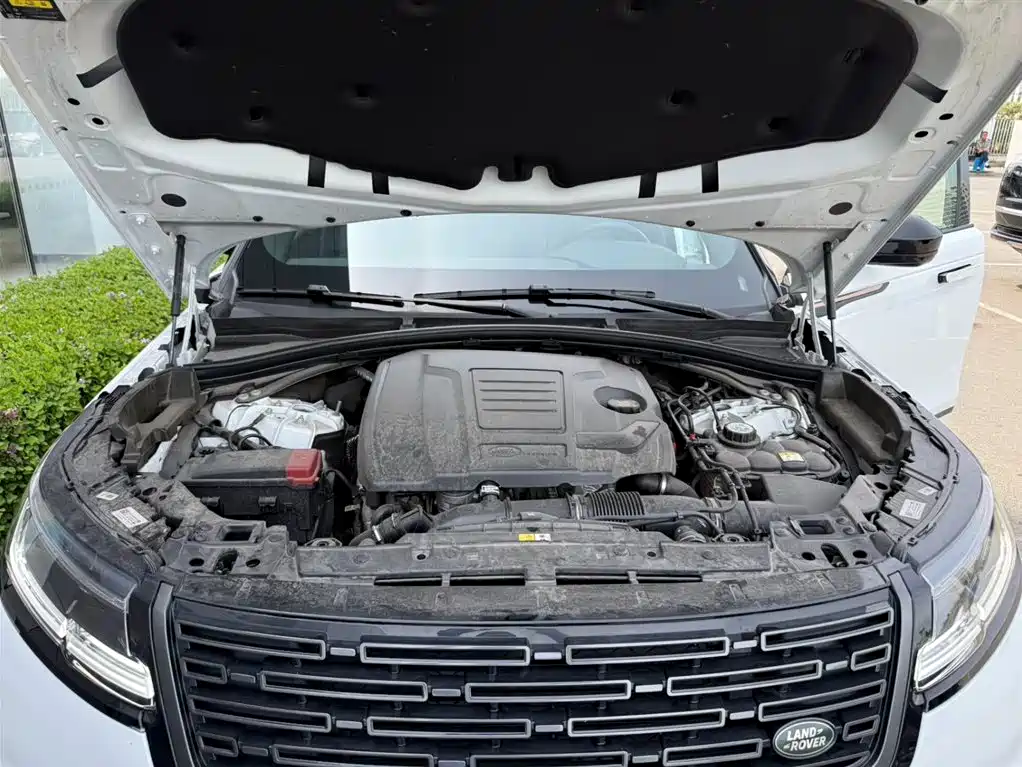 Land Rover Range Rover Velar 2025 Dynamic SE фото 15