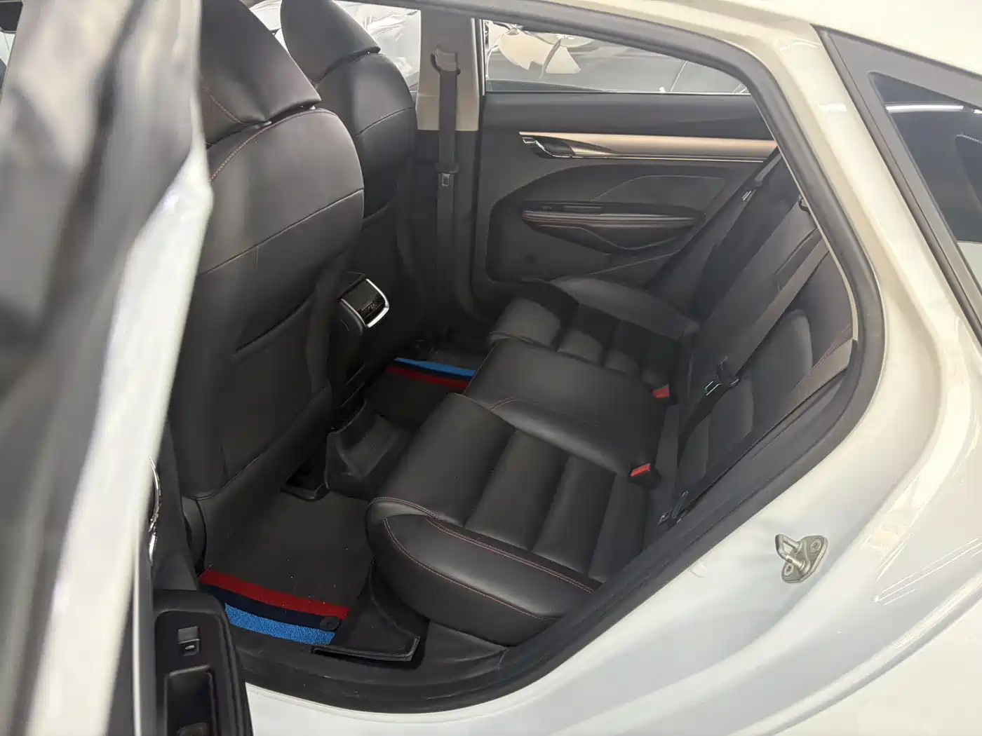 GEELY AUTOMOBILE BINRUI