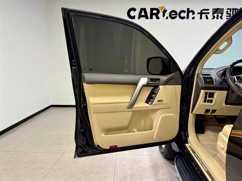 Toyota Prado 2014 4.0L Automatic VX NAVI фото 16