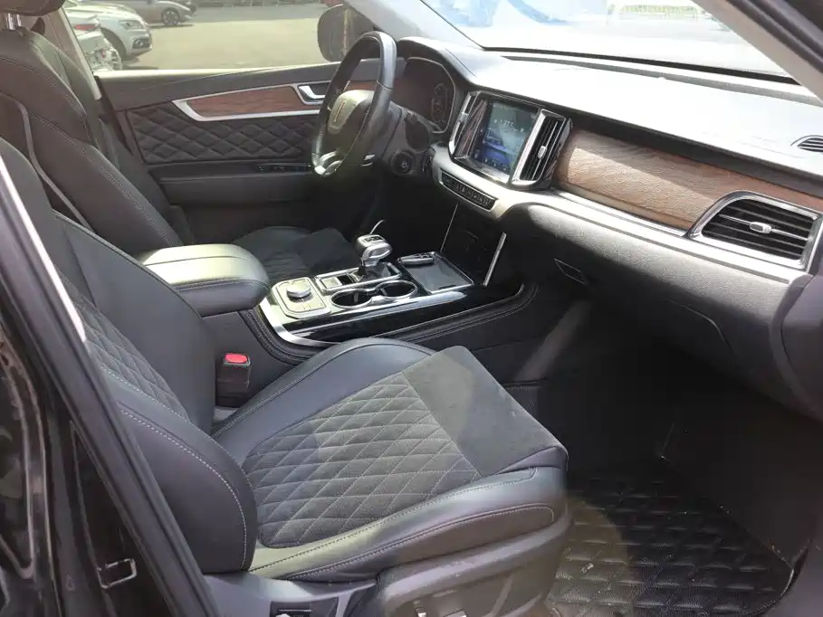 Hongqi HS7 2020 2021 2.0T DCT FWD Smart Connect Qi Chang Edition