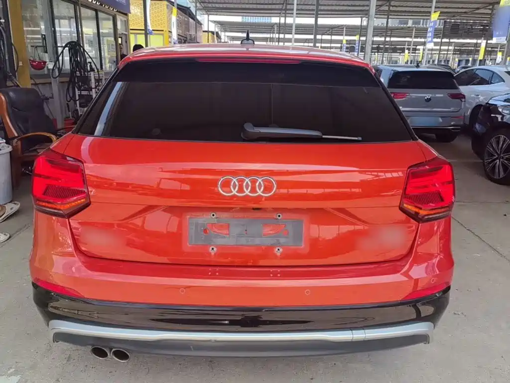 Фото 6 - Audi Q2L
