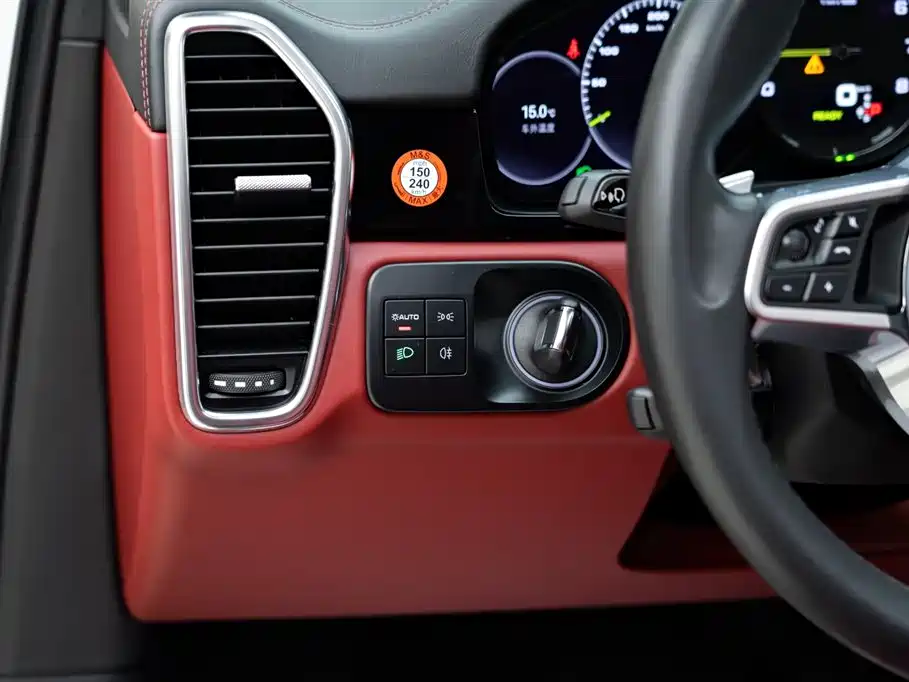 Porsche Cayenne New Energy 2021 Cayenne E-Hybrid 2.0T фото 17