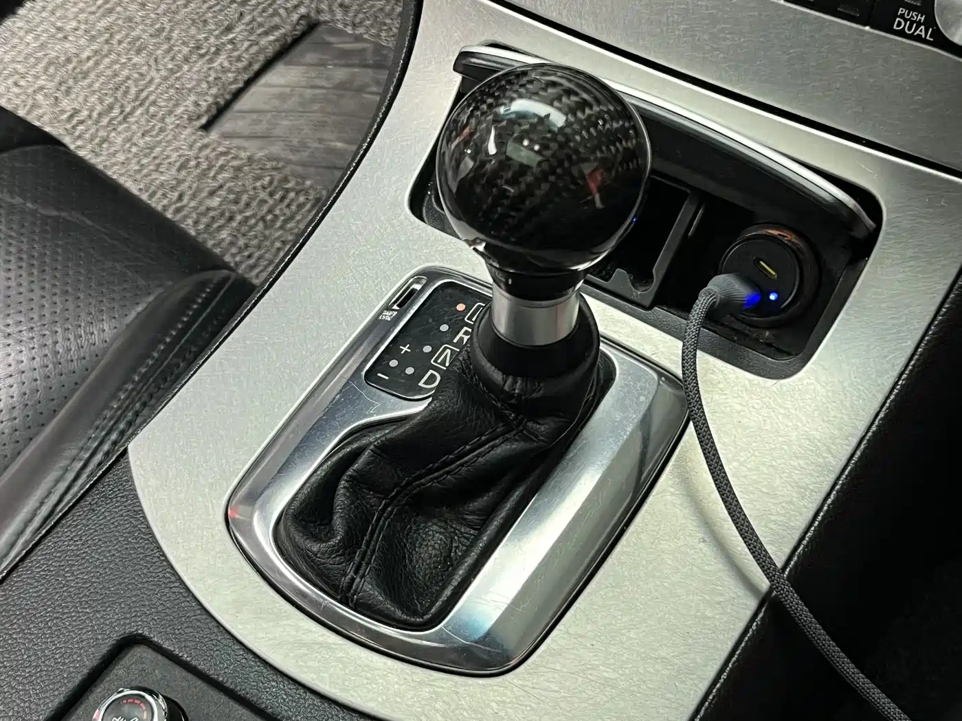 Фото 16 - Infiniti G Series