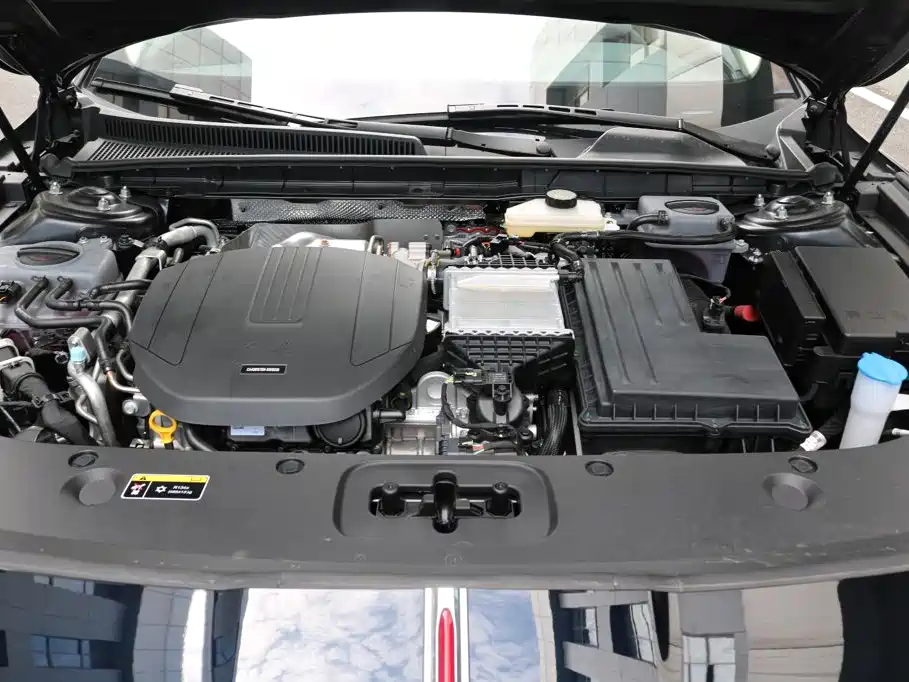 Hongqi H5 PHEV 2026 2025 130 Super Hybrid Edition