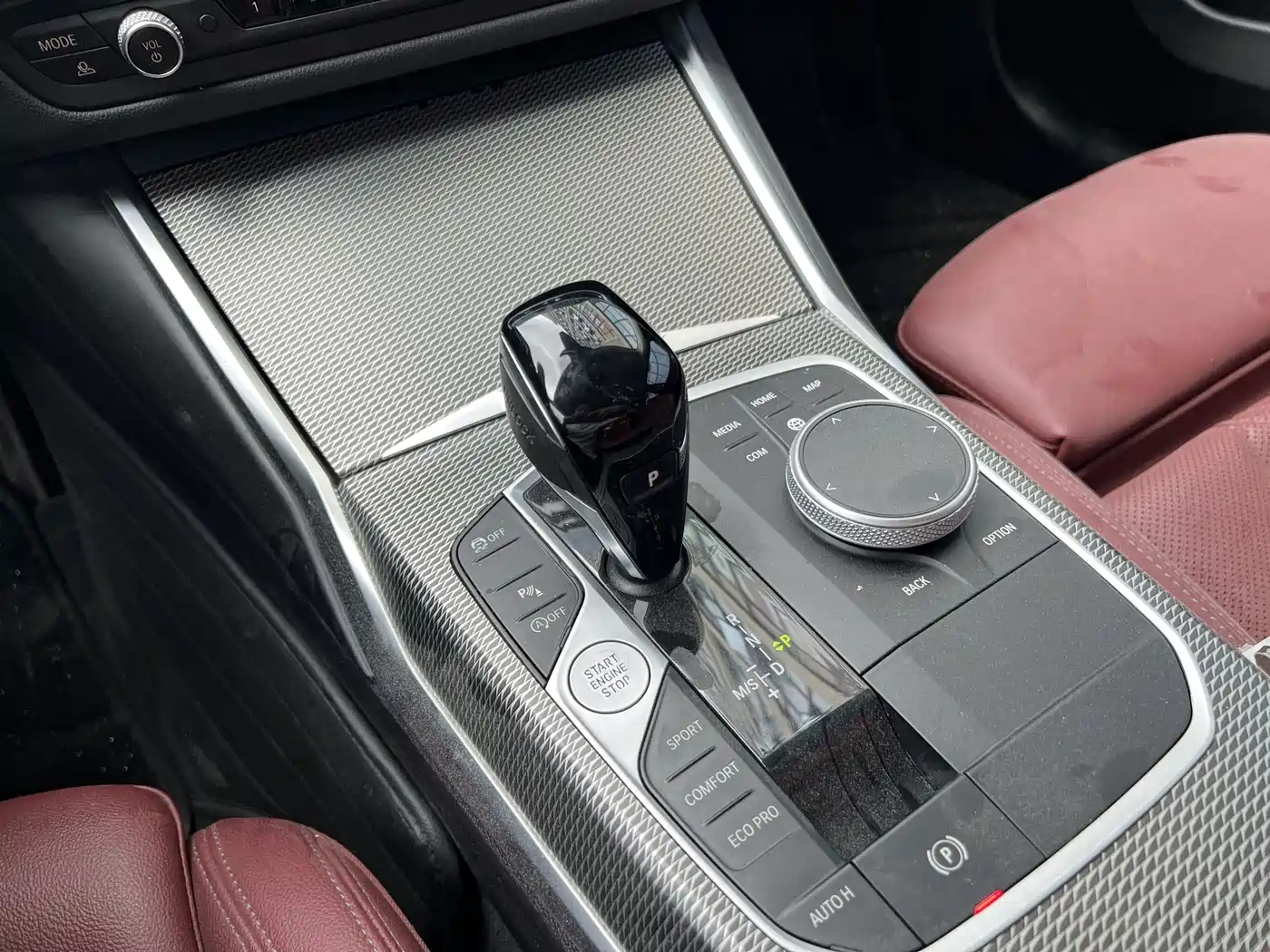 BMW 3 Series 2022 330i M Sport Shadow Edition фото 7