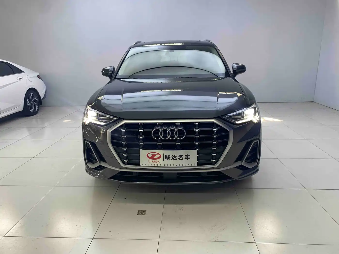 Audi Q3 2022 35 TFSI Fashion Dynamic фото 3